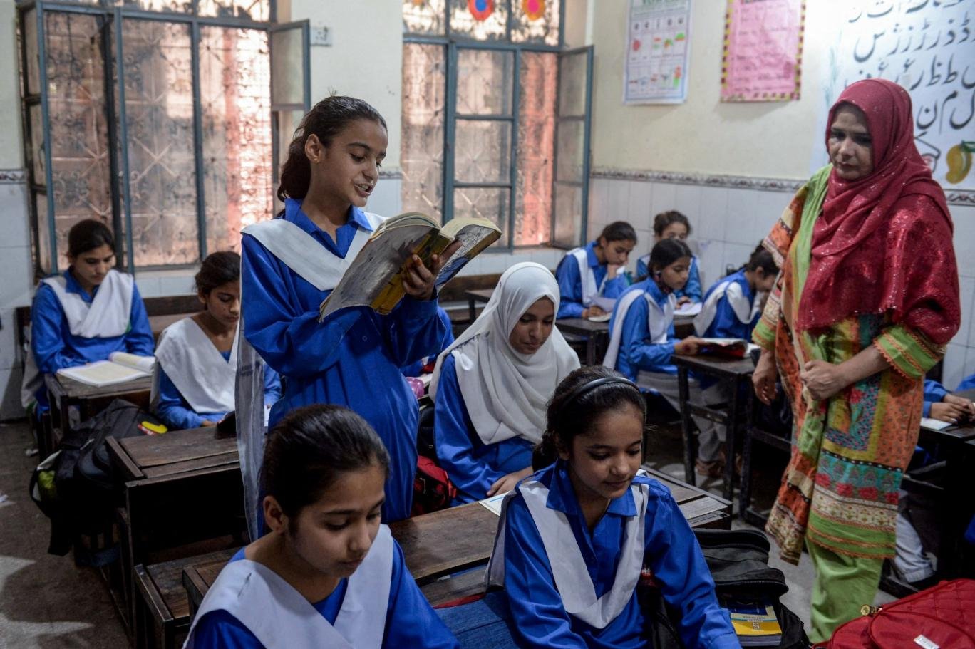 پنجاب کے سرکاری سکولوں میں اساتذہ کیلئے ڈریس کوڈ نافذ