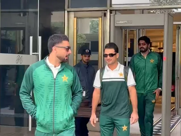 ٹی 20 ورلڈکپ: پاکستان ٹیم لاہور سے سری لنکا کیلیے روانہ