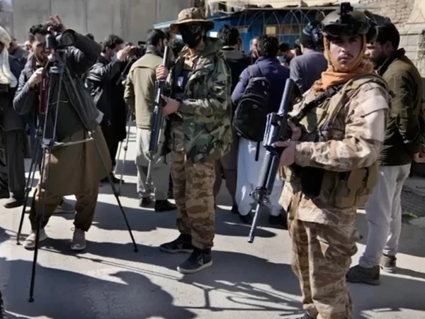 پاکستان کے ہاتھوں رسوائی کو چھپانے کیلئے افغان طالبان کی میڈیا پرپابندیاں