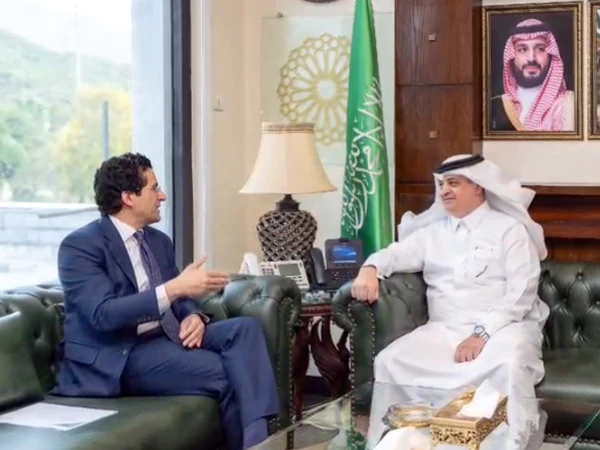 سعودی عرب کی متبادل سپلائی روٹ سے پاکستان کوتیل فراہمی  کی یقین دہانی