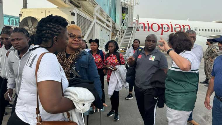 زمبابوے ویمن کرکٹ ٹیم پاکستان پہنچ گئی