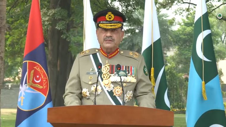 بھارت ایک بارپھردہشت گردی کا سہارا لے رہا ہے، ہرپاکستانی کے خون کا بدلہ لیں گے: فیلڈ مارشل