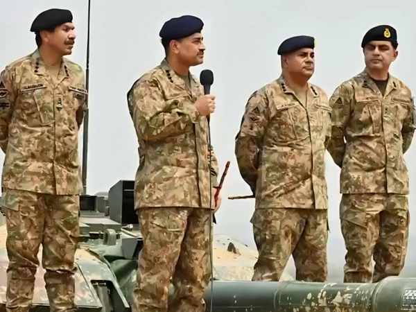 فیلڈ مارشل سید عاصم منیرکا ٹلہ فائرنگ رینج کا دورہ، آپریشنل تیاریوں کا جائزہ لیا