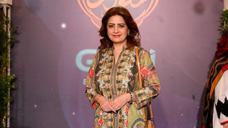 والدہ میری تیسری شادی کے خلاف تھیں، میرے بیٹے نے سب کو راضی کیا: عتیقہ اوڈھو