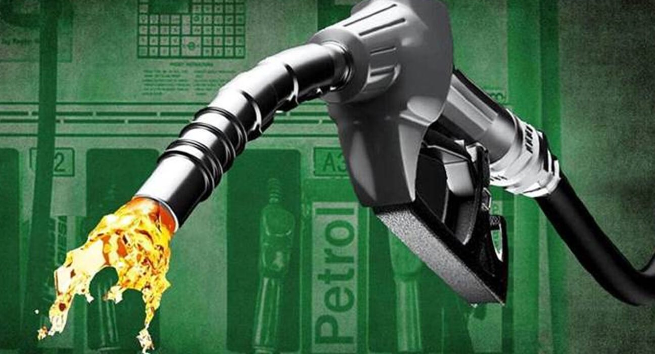 حکومت نے پیٹرولیم مصنوعات کی قیمتوں میں اضافہ کردیا