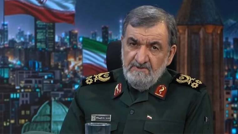 ایران کے جنگ بندی قبول کرنے سےامریکہ کو بحری ناکہ بندی مضبوط بنانے کا موقع ملا، محسن رضائی