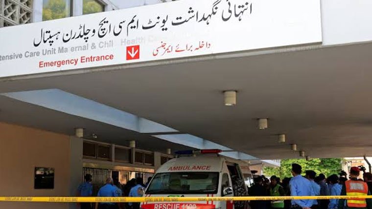وزیراعظم کمیٹی کی ابتدائی رپورٹ تیار، پمزہسپتال کے افسران و سٹاف کی غفلت ثابت