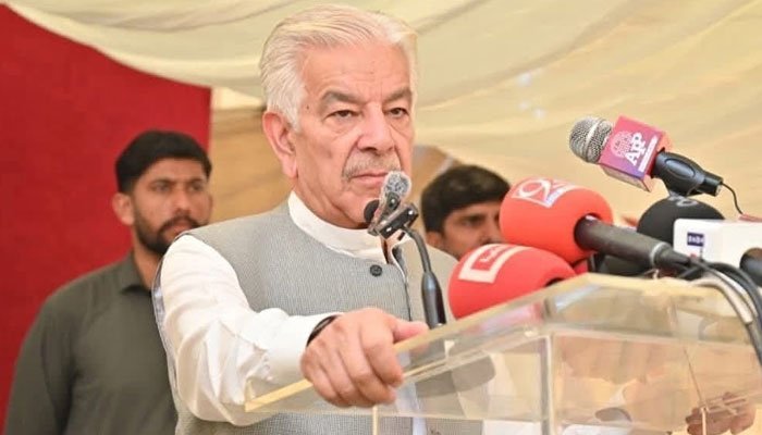 آزادکشمیرانتخابات میں پی ٹی آئی نے پیپلز پارٹی کے امیدواروں کی سپورٹ کی ہے: خواجہ آصف