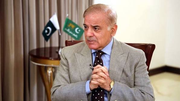 سانحہ پمز: 8 ذمہ دارمعطل، فوجداری کارروائی ہوگی، بچہ بچانے والی نرس کیلئے ستارہ خدمت