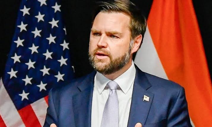 آئندہ چند ماہ میں ایران جنگ بالکل مختلف مرحلے میں داخل ہو جائے گی، جے ڈی وینس