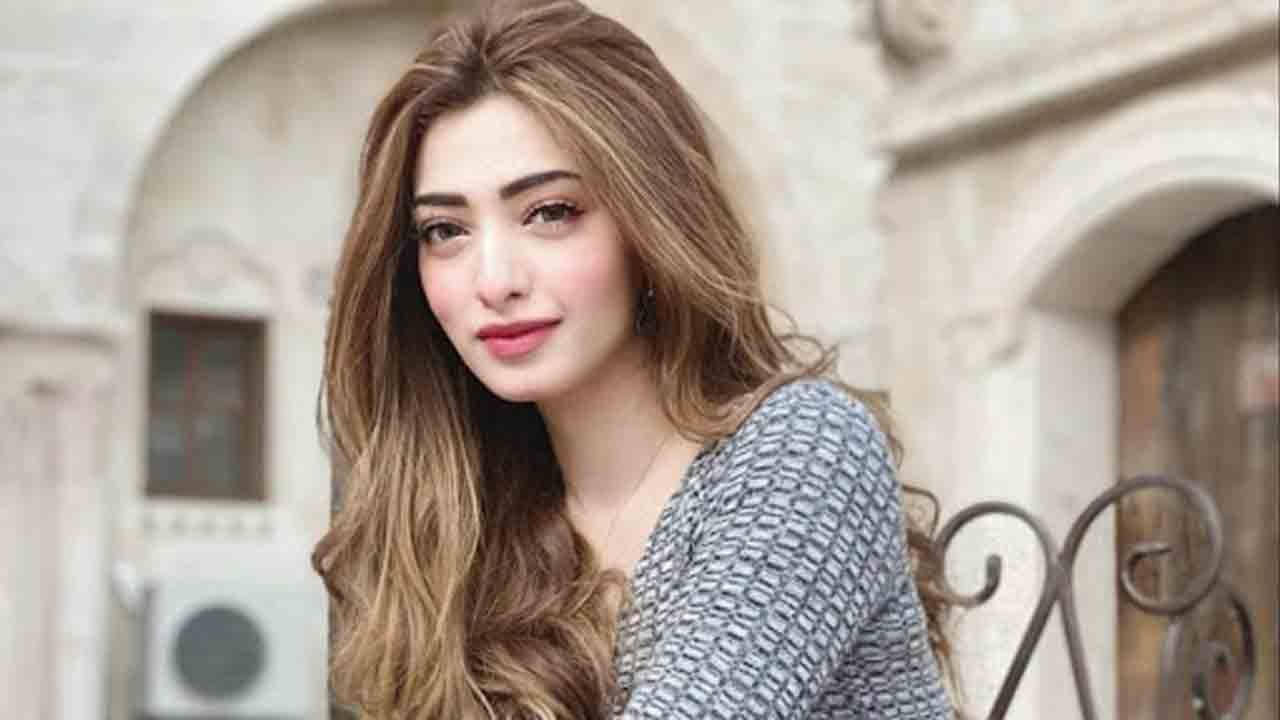جیون ساتھی کا انتخاب انڈسٹری سے نہیں کروں گی: نوال سعید