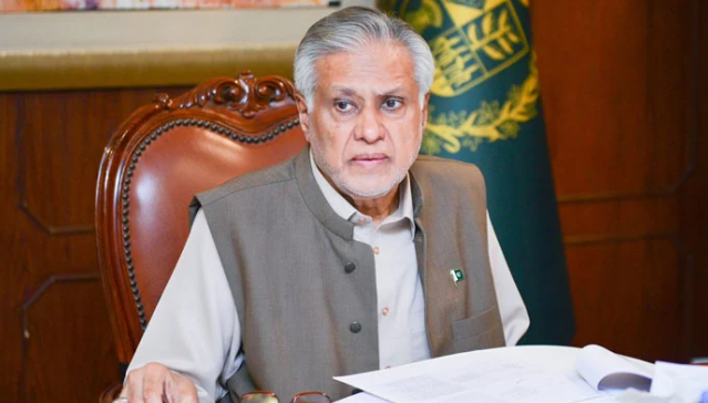 وفاق کے پاس خیبرپختونخوا میں ایمرجنسی لگانے کے سوا کوئی راستہ نہیں بچا تھا: اسحاق ڈار