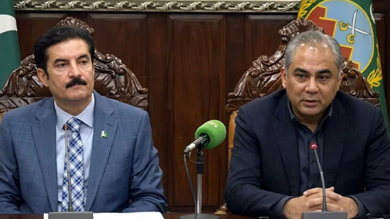 خیبرپختونخوا میں امن کی بحالی کیلئے تمام ادارے ایک پیج پر ہیں: گورنرفیصل کنڈی