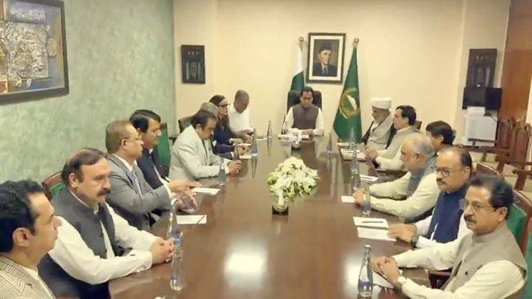 حکومت اور پی ٹی آئی میں مذاکرات کا اگلا دور آج ہوگا، حتمی فیصلے متوقع